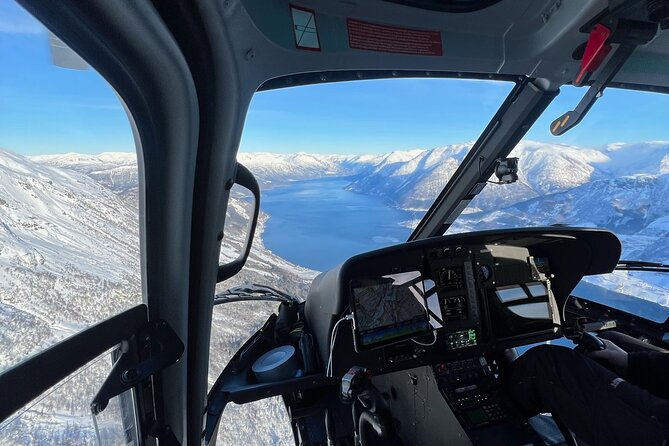 Helicopter Over Trolltunga and Waterfall Sightseeing from Bergen - The helicopter flight over glacier and Trolltunga