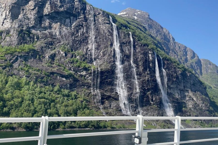 Hellesylt-Geiranger Sightseeing (one way ticket) - Leaving Hellesylt and Entering Geirangerfjord
