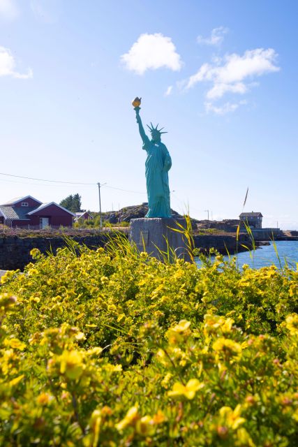 Highlights of the Region: Half-Day Tour from Haugesund - Skudeneshavn, Karmøy’s white wooden town