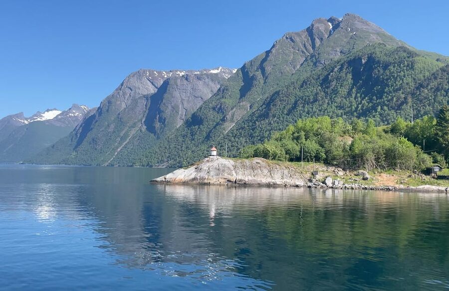 Hjørundfjord Fjord Cruise roundtrip from Ålesund - Is $115 good value for five hours?