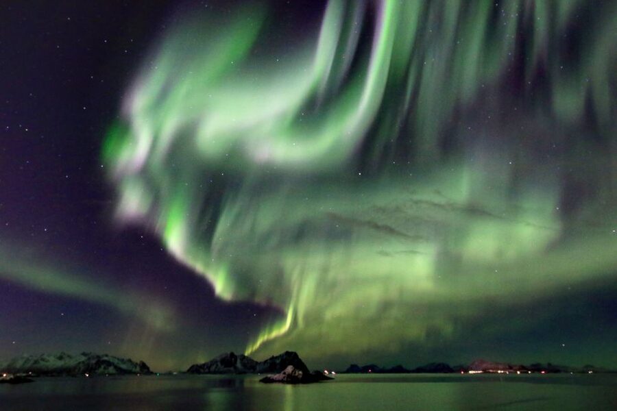 Lofoten: Northern Lights Tour with Photographer - Chasing clear skies across Lofoten