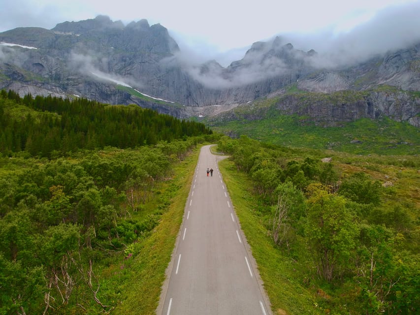 Lofoten: Private tour for cruise visitors (from Leknes) - Ramberg and the Long White Beach