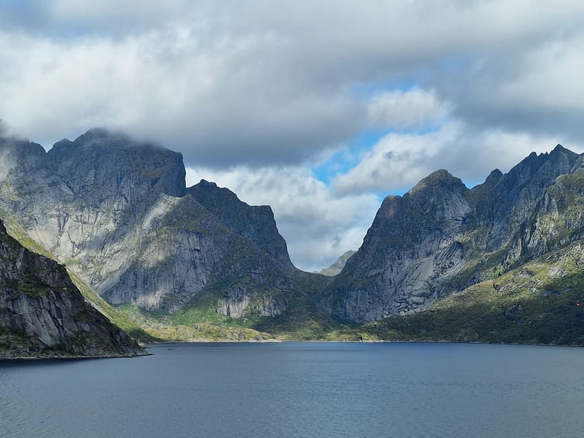 Lofoten: Reine, Hamnøy, and Skariskøya Photo Tour - Who should book this day trip?