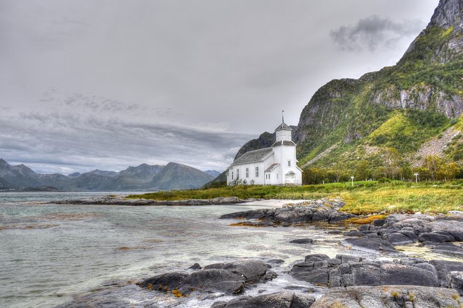 Lofoten Summer Panoramic Tour - Haukland Beach: beautiful, but bring realistic expectations