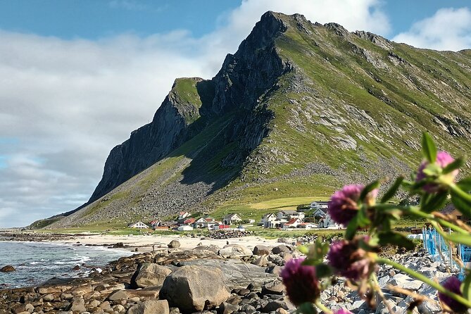 Lofoten VIP PRIVATE Tour from Leknes city / port - Hamnoy bridge and the red cabins