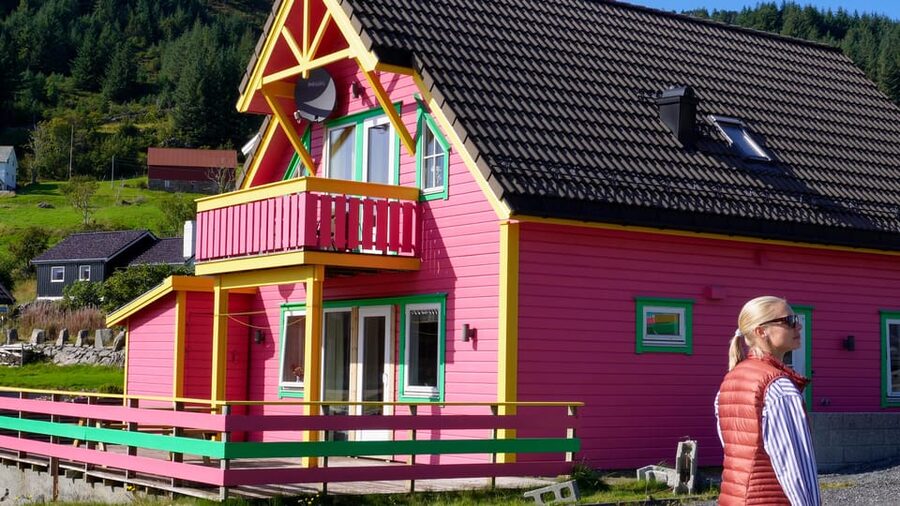 Måløy: Electric Minibus Tour to Kannesteinen - How the one-hour schedule works