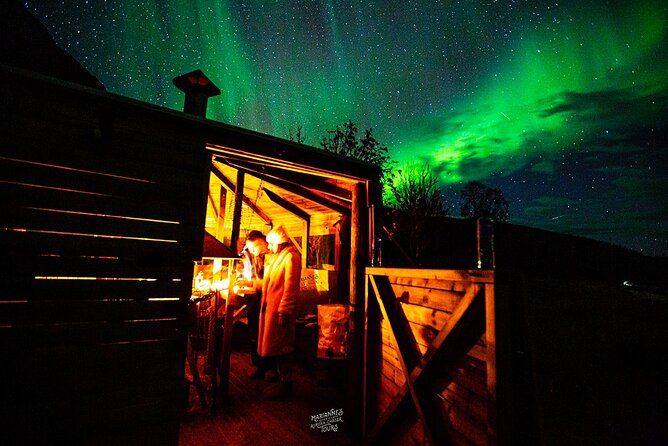 Marianne’s Heaven On Earth Aurora Chaser Tours - Camera help that makes a real difference