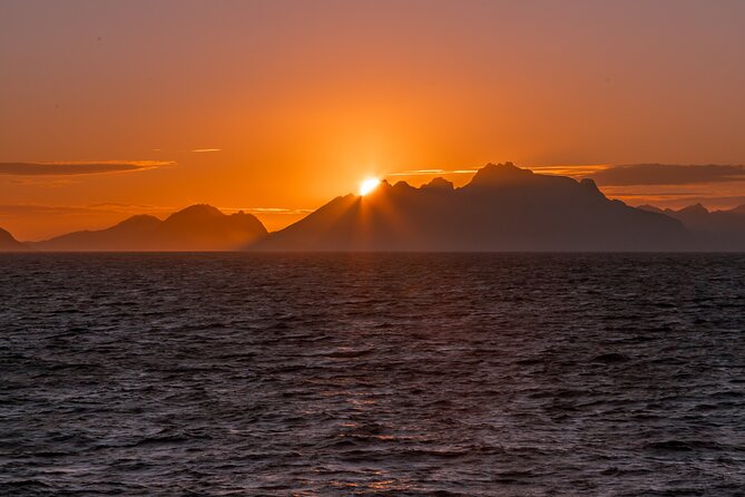 Midnight sun tour with a photographer - What you receive during the four hours