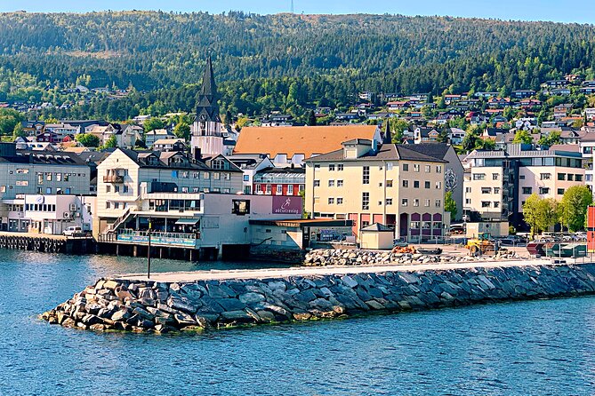 Molde - Atlantic Road Private Sightseeing tour - Romsdal Museum and old Norwegian farm life