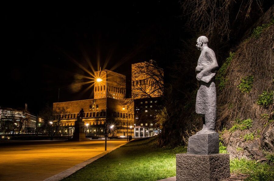 Myth and Legends Oslo Walking Tour - Inside the old world of Akershus Fortress