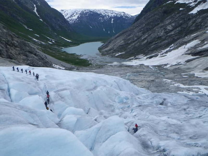 Nigards: Kayaking and Glacier Hike - The return walk and second kayak crossing