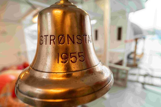 Northern Light cruise on the vintage vessel MS Strønstad - A Tromsø evening that starts with science