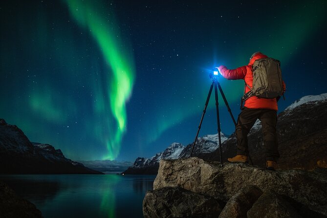 Northern Lights Adventure - A remote setting instead of city lights