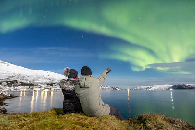 Northern Lights Private tour with your special ones - Greenlander - Stops by fjords, forests, and snowy lakes