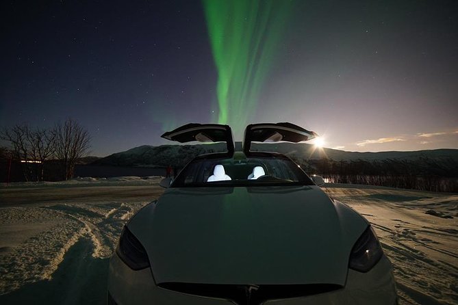 Northern lights - TeslaX Ecofriendly Car - Key points to know before booking