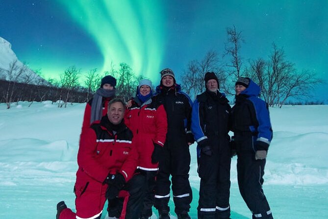 Northern Lights x Mini Bus Chase - Aurora photography without the usual stress