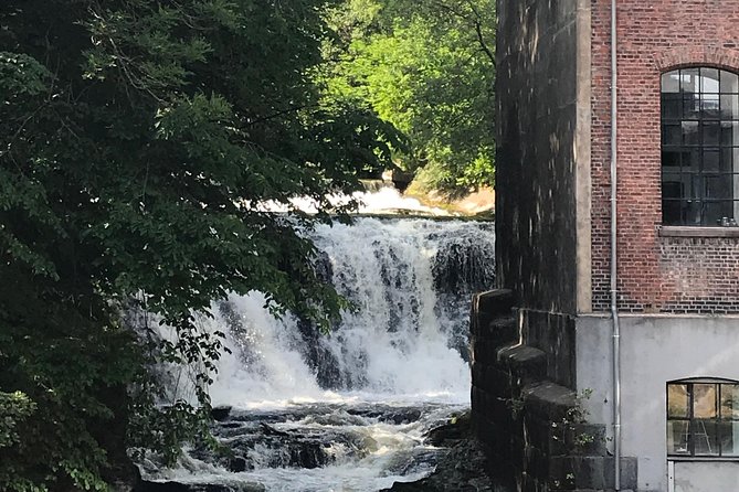 Norwegian nature and food experience - From the river to Grünerløkka