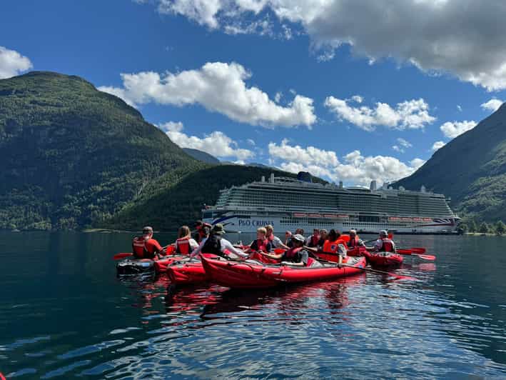 Olden: Experience Beginner-friendly Fjord Kayaking - Paddling out onto Nordfjord