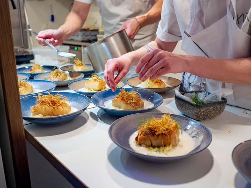 Oslo: 3-course Dinner Cruise in the Oslofjord - Why this Oslo cruise works so well at sunset