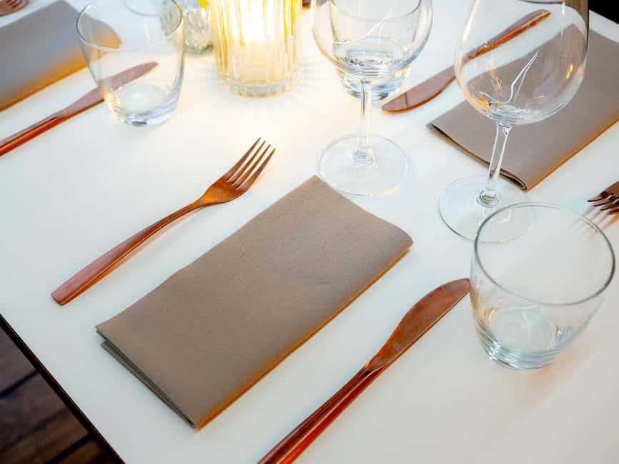 Oslo: 3-course Dinner Cruise in the Oslofjord - Islands, colorful homes, and the quieter side of Oslo