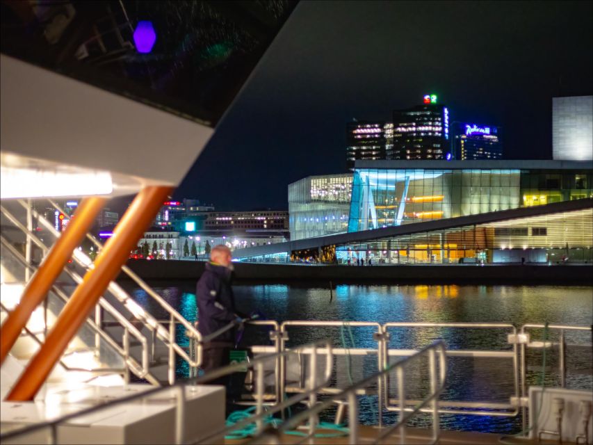 Oslo: 3-course Dinner Cruise in the Oslofjord - A peaceful cruise, not a guided city tour