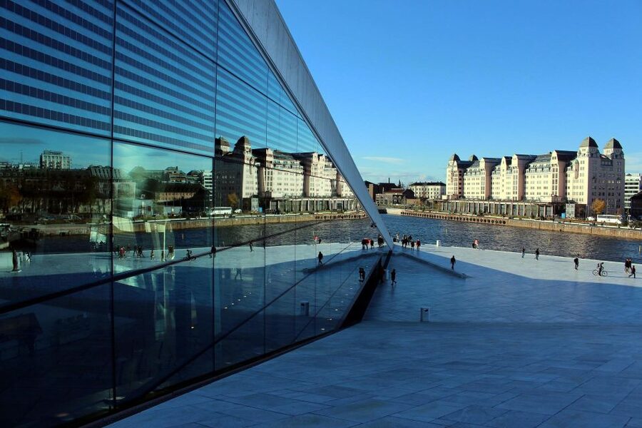 Oslo: Best of Oslo Walking Tour and Hop-on Hop-off Bus Tour - Key points before you book