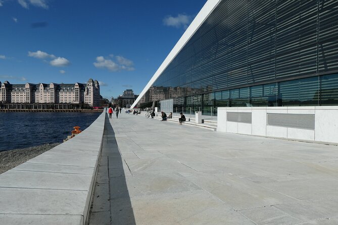 Oslo City Walks - The City of Contrasts - Kvadraturen and Oslo’s older civic center