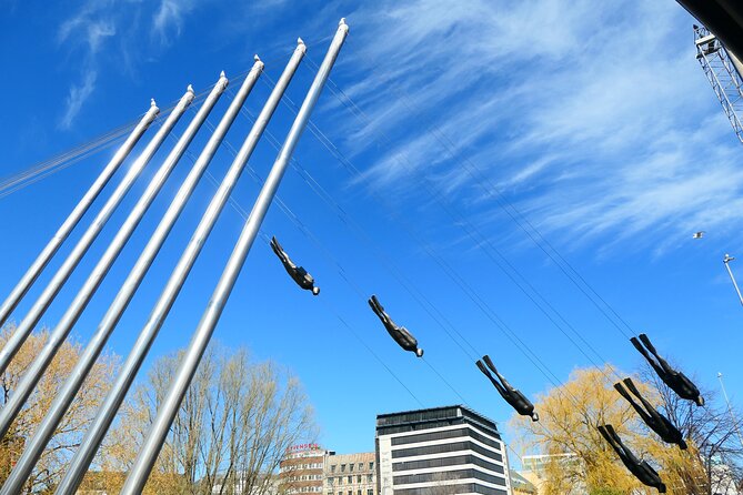 Oslo City Walks: The City of Contrasts - From Oslo Central Station to the Acrobat bridge