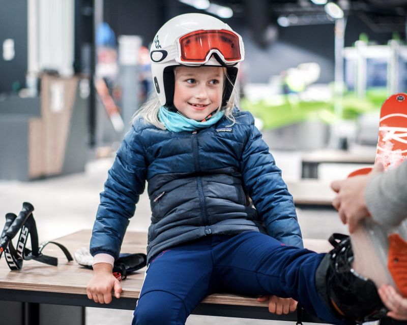Oslo: Day Pass for Downhill Skiing at SNØ Ski Dome - Choosing between three alpine slopes