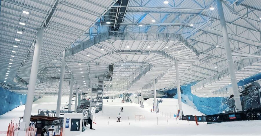 Oslo: Day Pass for Downhill Skiing at SNØ Ski Dome - Arriving at the Welcome Center