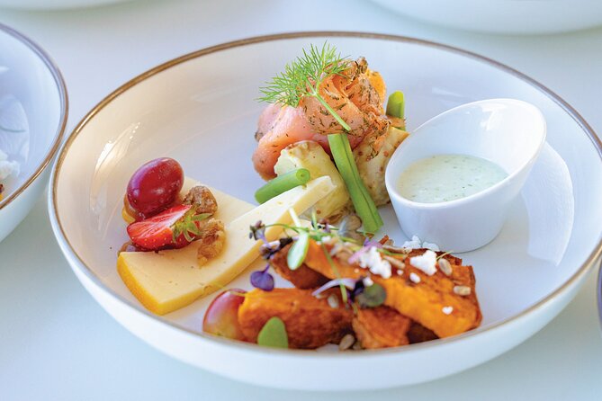Oslo fjord 3-Course Dinner Cruise with Live Music - Service, music, and the pace of the evening