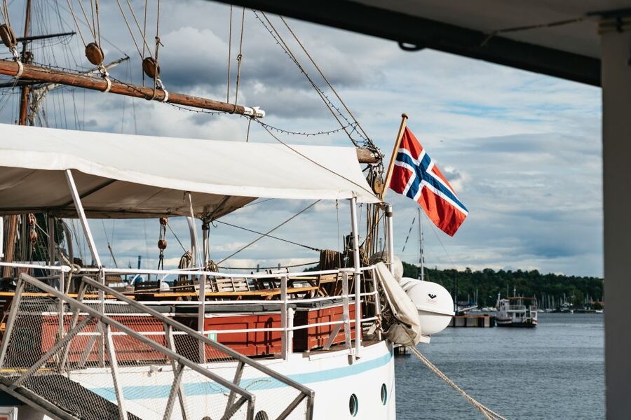 Oslo: Fjord Evening Cruise with Shrimp Buffet - Who should book this Oslofjord cruise?