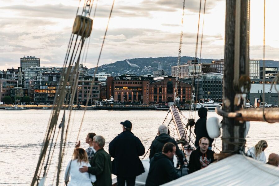 Oslo: Fjord Evening Cruise with Shrimp Buffet - Sunset, music, and the social side of the boat