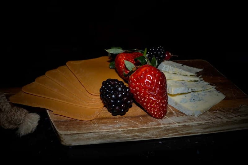 Oslo: Food Tasting and Walking Tour with a Local - Key points to know before booking