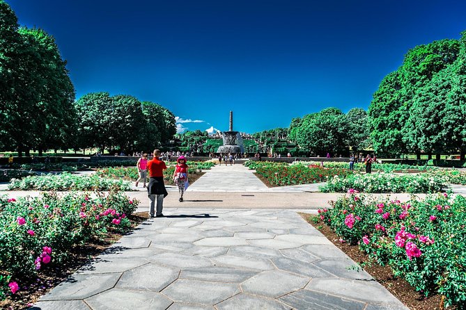 Oslo Highlights Private Walking Tour - City Hall, the National Theatre, and the Royal Palace