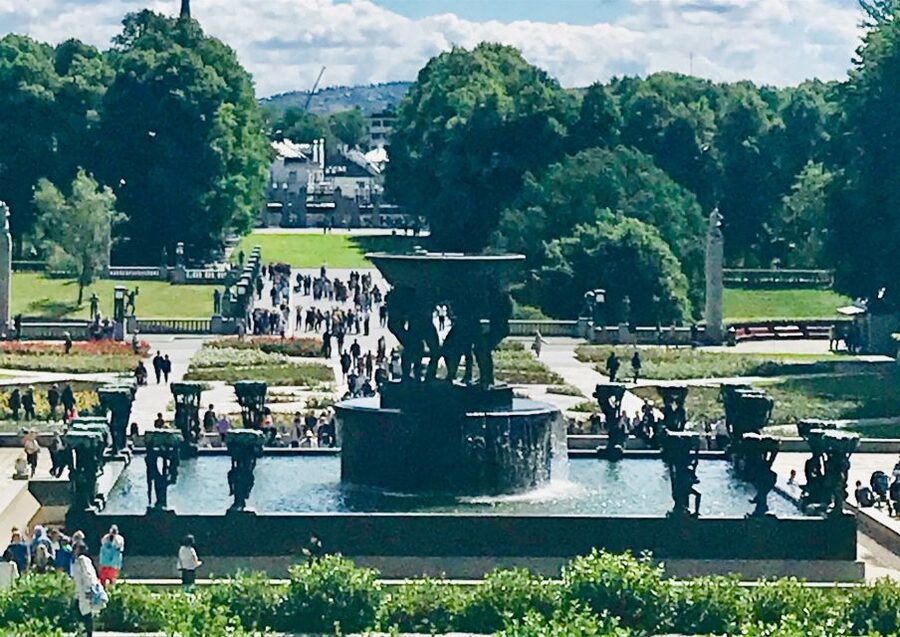 Oslo: Panoramic View and Sculpture Park Walk - Akershus Fortress and the story of Christiania