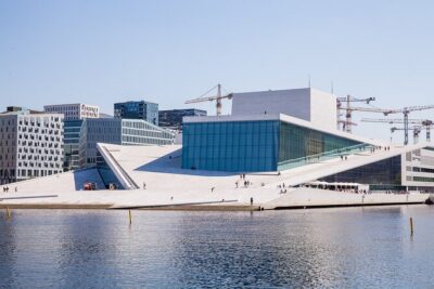 Oslo Private Tour: From The Opera to Vigeland Sculpture Park