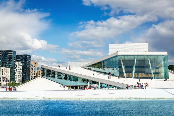 Oslo: Private VIP City Tour by Luxury Minivan with Driver & Guide - What $506.99 Per Person Really Buys