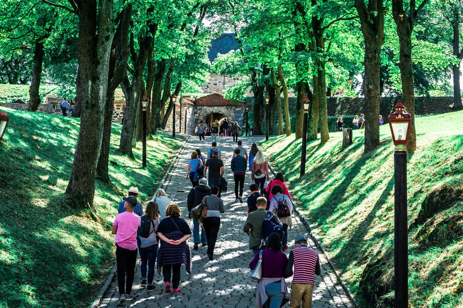 Oslo: Private Walking Tour - Christiania Torv, Bank Square, and the old city center
