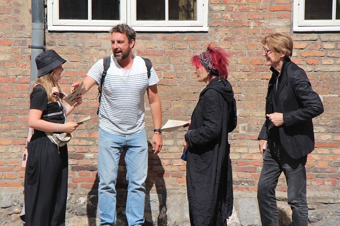 Oslo Self-Guided Murder Mystery Tour by Stortinget - Timing, walking, and practical limits