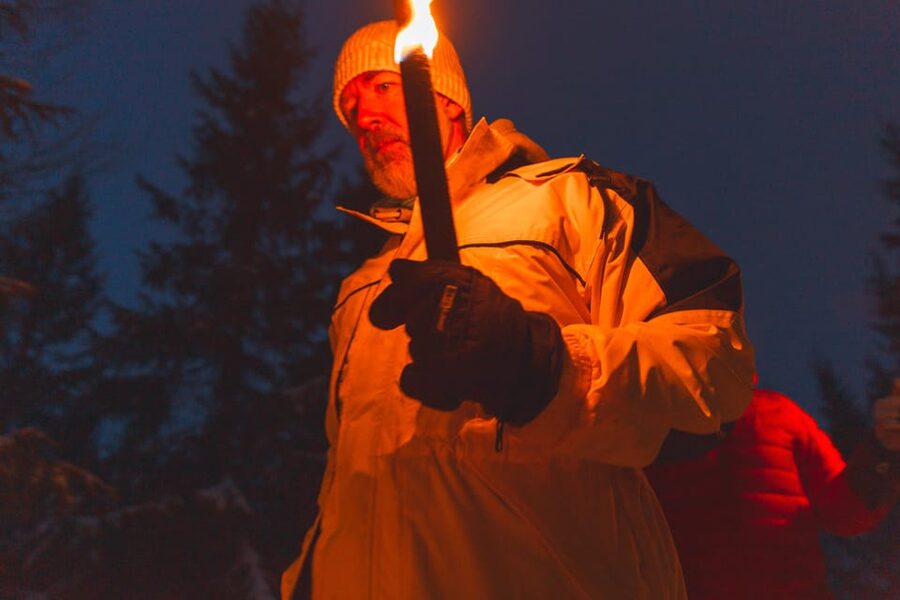 Oslo: Snowy Forest Torchlight Walk with Campfire - Key points at a glance