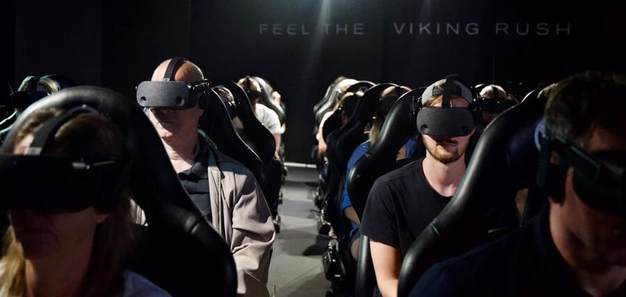 Oslo: Viking Planet Entry Ticket - Holograms that show status, clothing, and armor