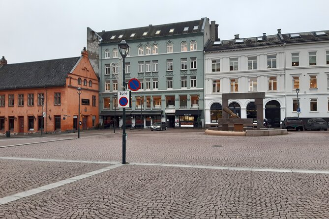 Oslo Viking Quest: Exploration Game and Tour - The University of Oslo and the Storting