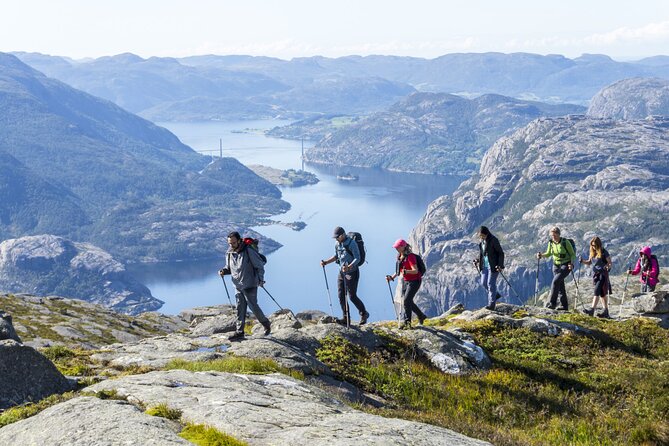 Preikestolen Hidden Trail Hike + Lunch and Canoe Trip - Lunch, guides, and group size