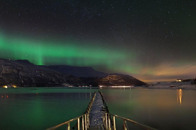 Private 5 to 7 hours Northern Lights Tour in Tromsø with hotel pick up - Why private travel changes the night