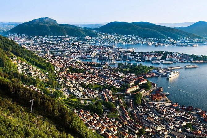 Private Bergen Walking tour with Funicular - A short walk into Bergenhus Fortress