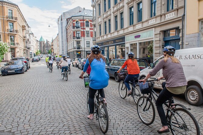 Private Bike Tour (3 hours) - Tjuvholmen finishes with modern architecture and fjord views