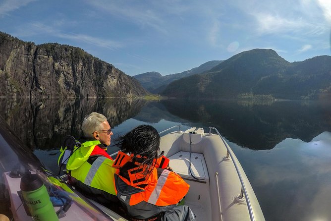 Private Cruise: Mostraumen by Zodiac or Lux Pontoon Boat - Skipshelleren: an 8,000-year-old pause