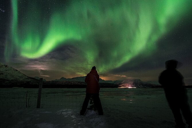 Private & Exclusive Northern Lights Tour with Professional guide - Professional photos without spending the night behind a camera