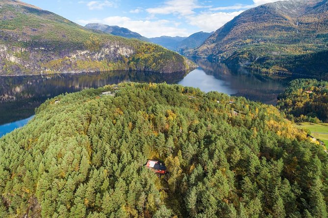 Private Fjordcruise by Luxury Pontoon Boat - Bergen Fjords - Who will enjoy this most